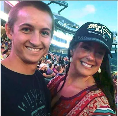 Conrad Roy III e a sua Mãe