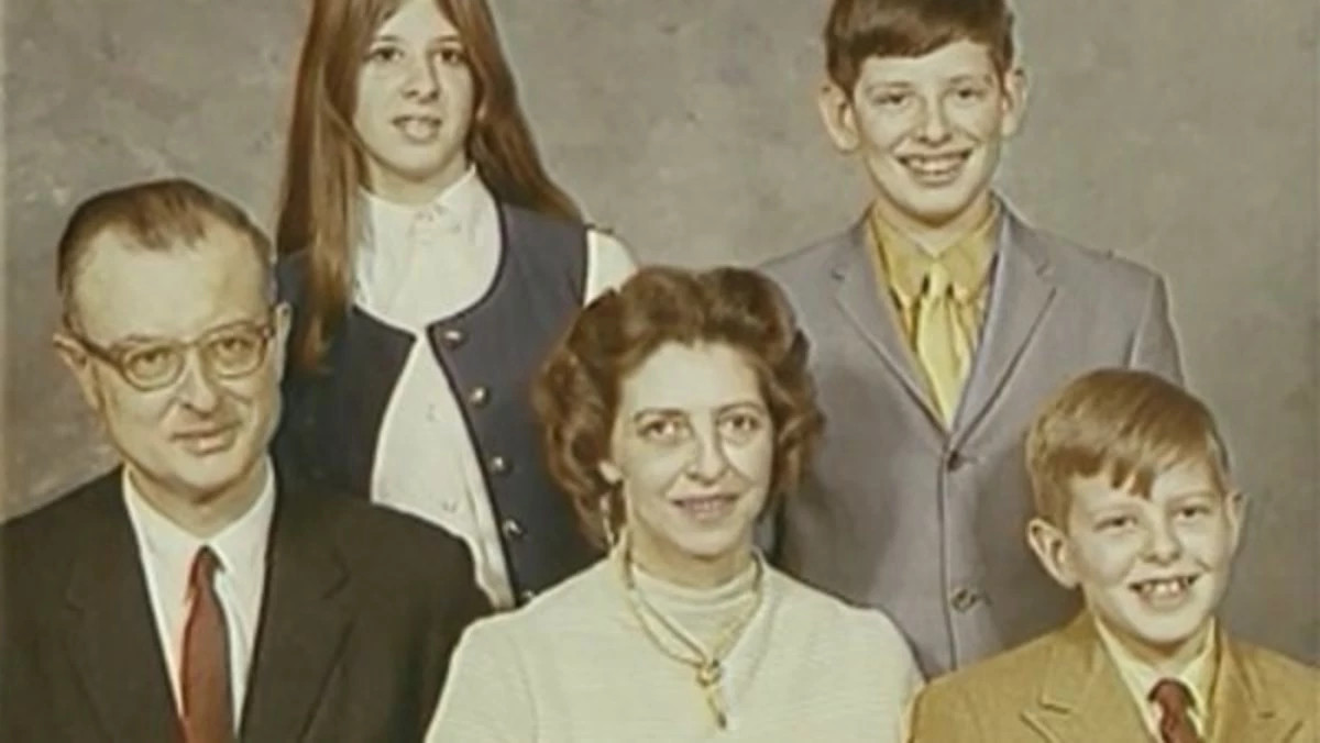 Patty e John Jr. / John, Helena e Frederick List